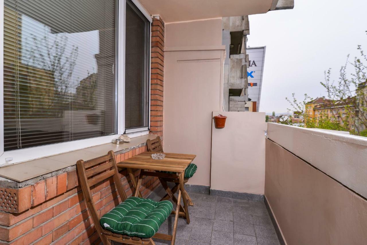 Comfortable One Bedroom Apartment In A Lively Area | Zona B5 | Russian Square 索菲亞 外观 照片